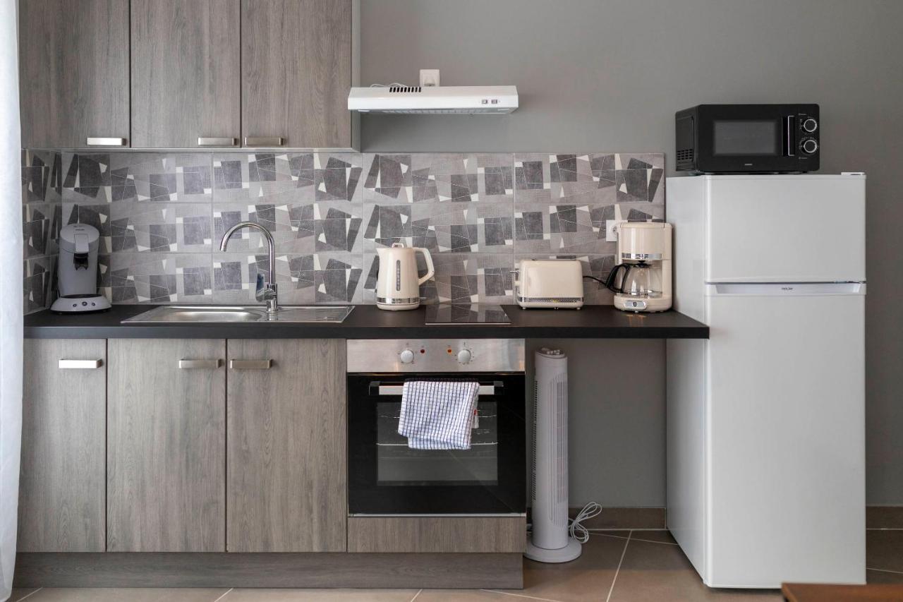 Loc Trotteur Le Graphite T2 Grand Confort Terrasse Lourdes Buitenkant foto